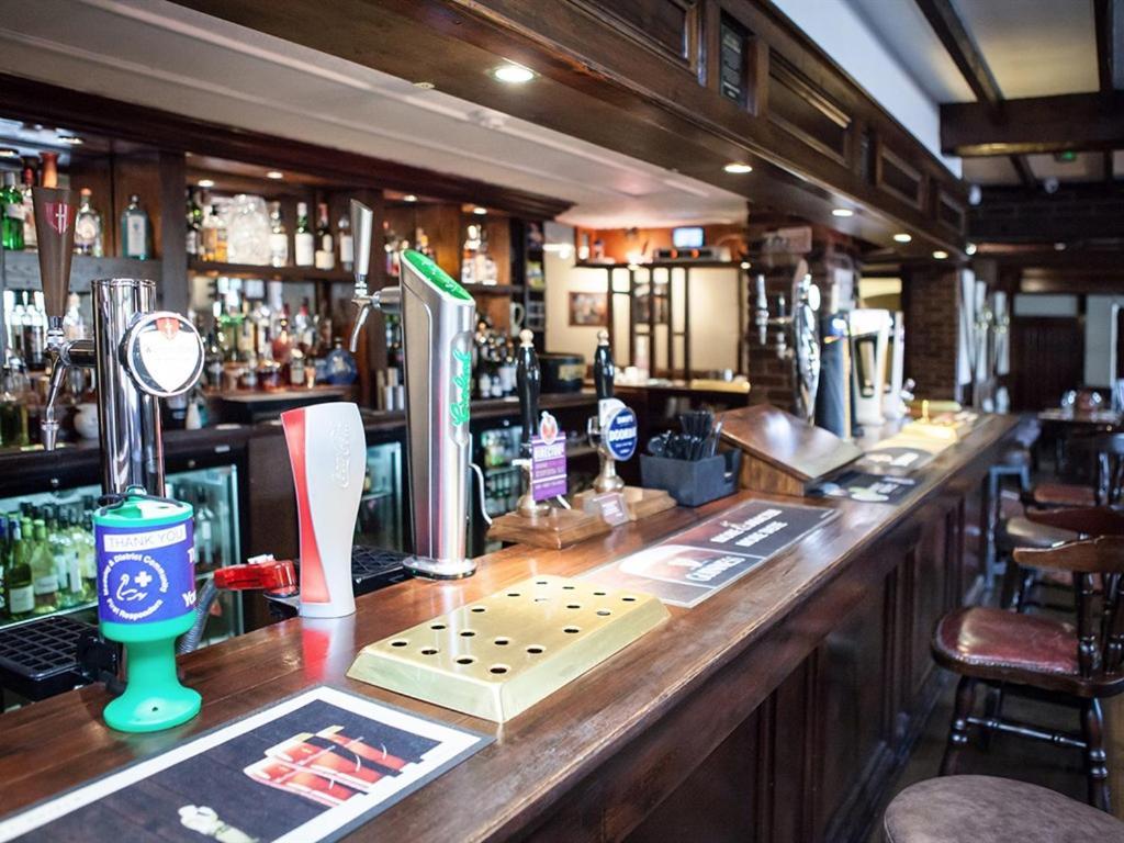 The Crewe Arms Hotel エクステリア 写真